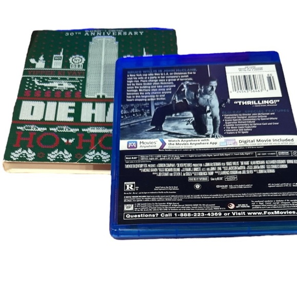 🎄 7 MOVIES/$50 🎄 Die Hard Blu-ray- 30th Anniversary- + Postcards | NWT - Picture 2 of 8